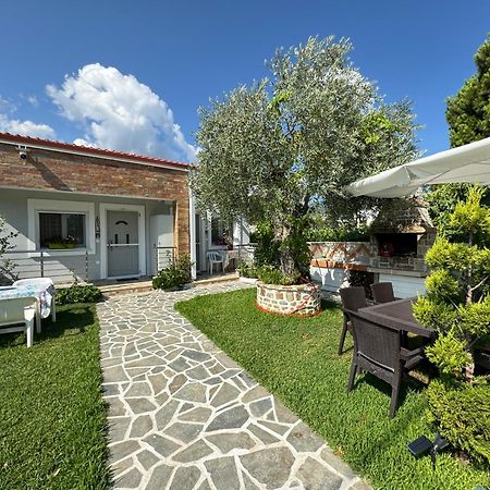 Violeta Apartments Лименас Екстериор снимка