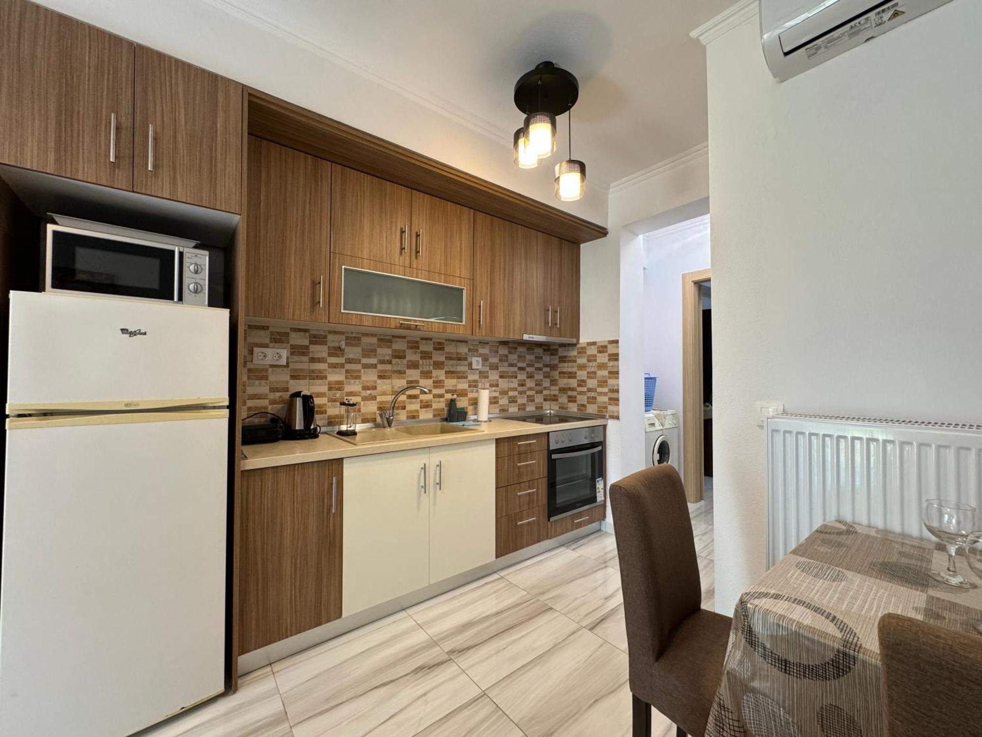 Violeta Apartments Лименас Екстериор снимка